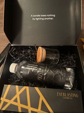 Everlasting Candle Co. Black Gift Box